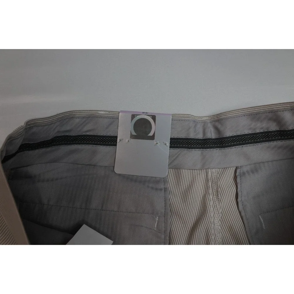 Champion Tour Mens Shorts Sz 32‎ Gray Pinstripe Flat Front Performance Wear Golf